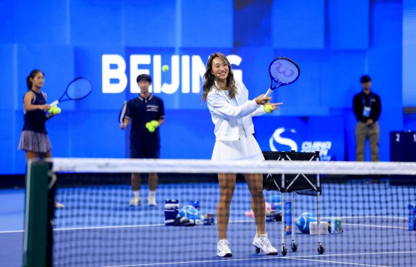 盈通策略 中国网球新老名将齐聚钻石球场 京城金秋网球盛宴启幕